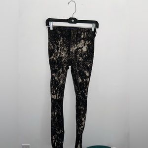Hollister High rise Super Skinny bleach dyed Jeans